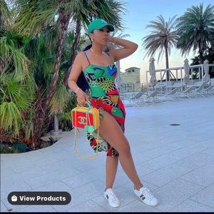 Minaa Monroe Sunbathe Shawty Set